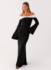 Hits Different Long Sleeve Maxi Dress Black